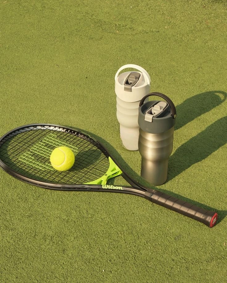 Collapsible Sports Water Bottle 750ml – Foldable Silicone Tumbler with Handle and Leakproof Lid for Gym, Tennis, and Outdoor Activities - Image 3