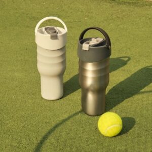 Collapsible Sports Water Bottle 750ml – Foldable Silicone Tumbler with Handle and Leakproof Lid for Gym, Tennis, and Outdoor Activities